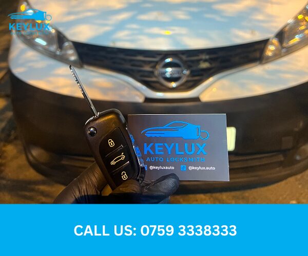 Auto locksmith Chiswick providing 24/7 mobile car key replacement