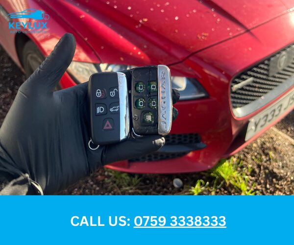 Auto locksmith Roehampton providing 24/7 mobile car key replacement
